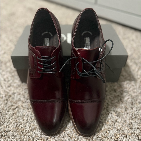 Stacy Adams Burgundy Oxford Shoes - Picture 13 of 15